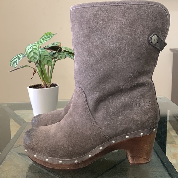 EUC UGG AUSTRALIA Lynnea Clog Boots - Picture 8 of 15